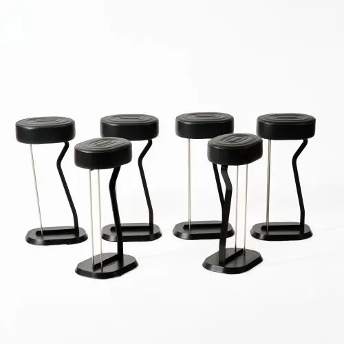 Eileen Gray – Sechs Barhocker 'Bar Stool No. 2', 1928 (Entwurf)