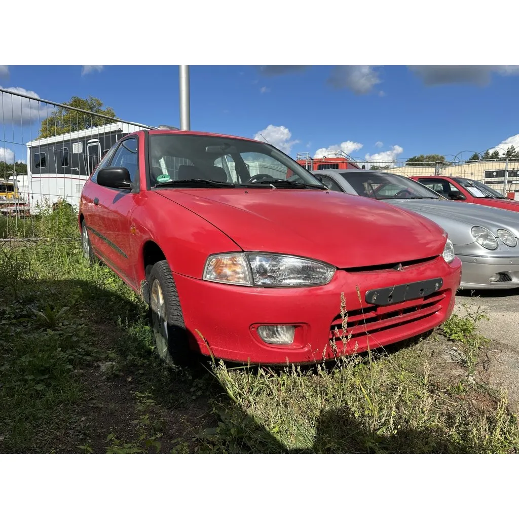 Mitsubishi Colt (zajęty)