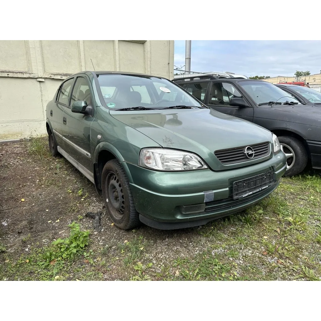 Opel Astra (saisi)
