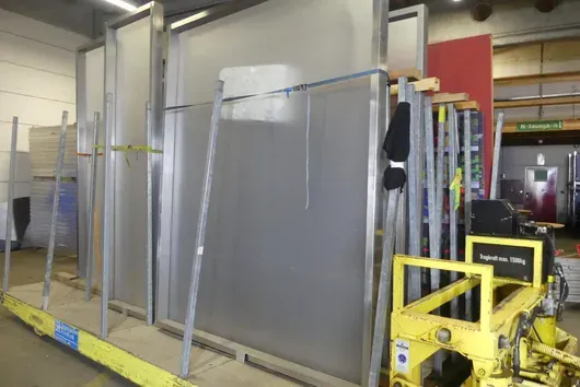 Konvolut Dekorationswände Edelstahl Plexiglas