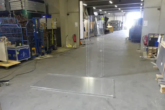 3x plexiglas wand