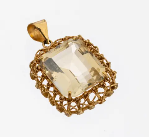 18 kt gouden citrien hanger, goud 750/000, citrien in trapsslijpsel, zetting