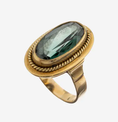 14 kt goud kleursteen ring, geelgoud 585/000, ovaal gefacetteerde groene synthetische spinel, maat 59, ca.