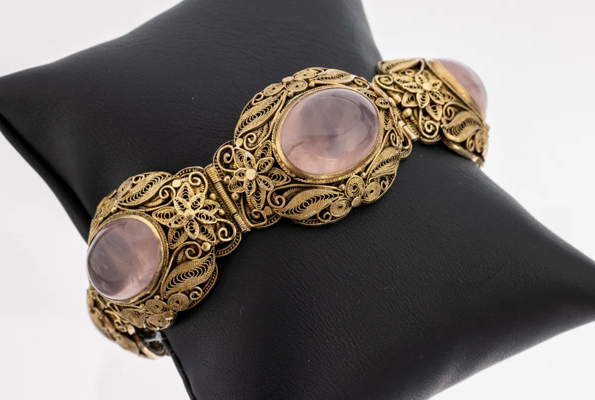 Rozenkwarts armband, China jaren 1950-60, verzilverd, 5 schakels van filigraandraad