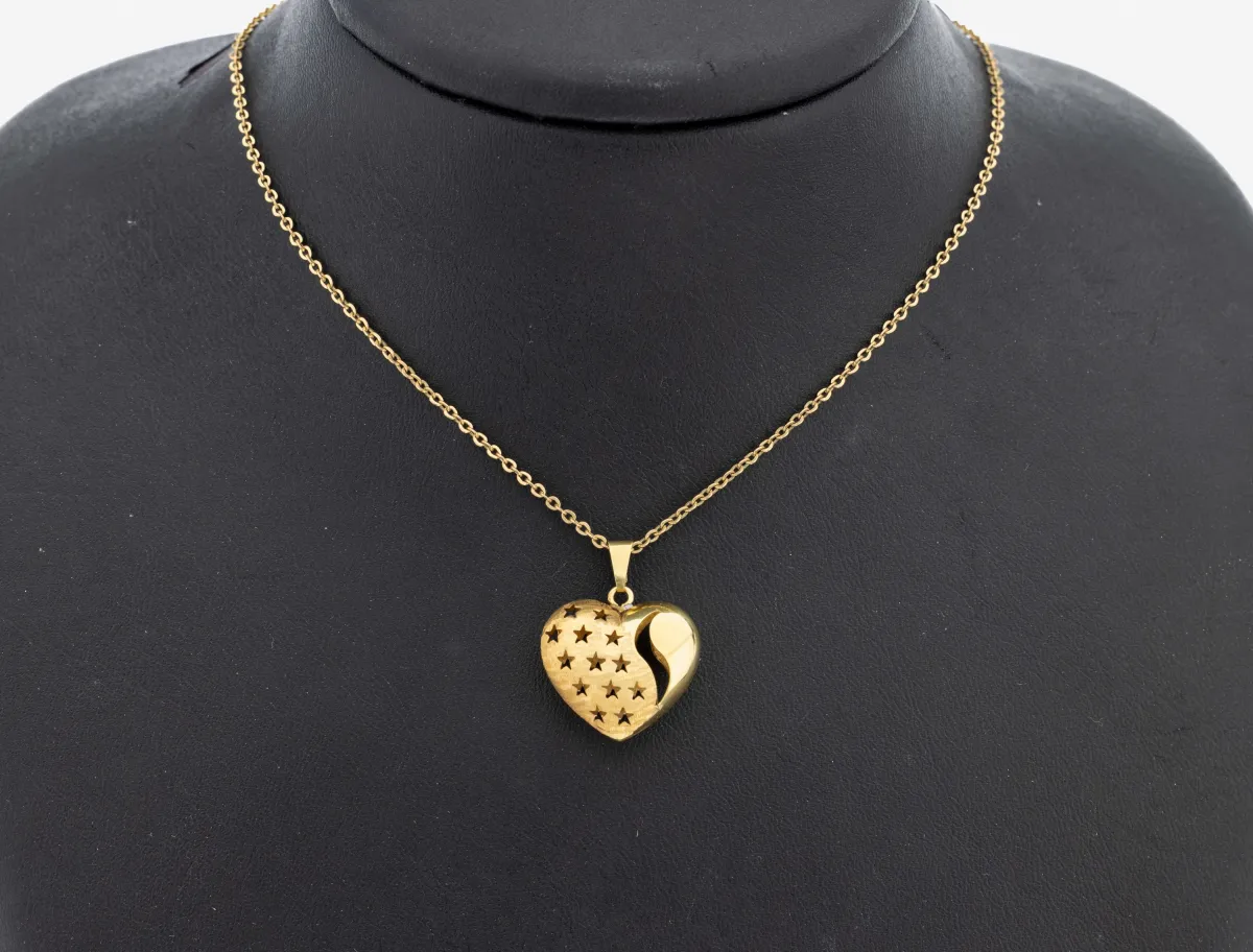14 kt Gold Anhänger, GG 585/000, part. strukt., Herz, mit Sternen durchbrochen, an
