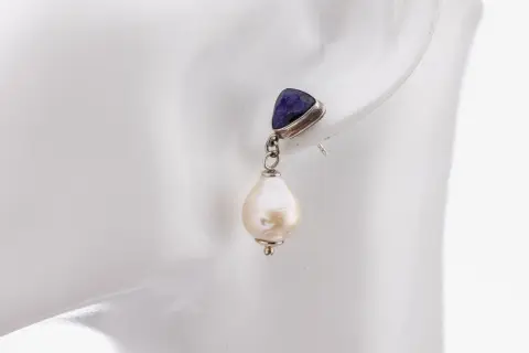 Boucles d'oreilles tanzanite-perle, argent 925, 2 triangles tanzanite à facettes total env. 8.0 ct, 2