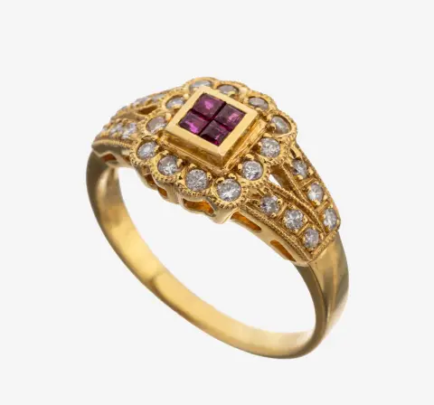 Bague rubis-diamants en or 18 ct, or 750/000, au centre 4 carrés rubis total env. 0.04 ct, 24