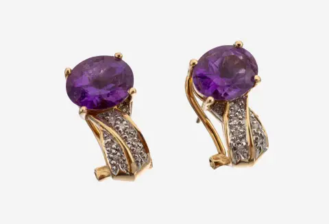 Paire de boucles d'oreilles améthyste-diamant en or 14 kt, or jaune 585/1000, 2 améthystes ovales facettées