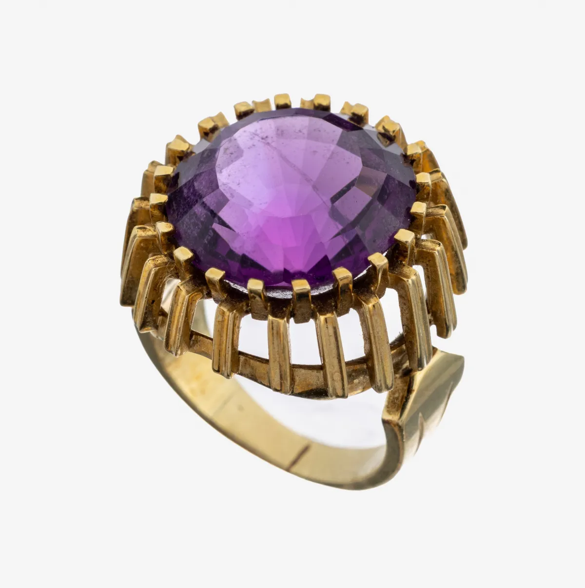 14 kt Gold Amethyst-Ring, GG 585/000, Amethyst im runden Treppenschliff, Fassung