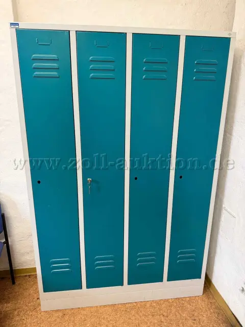 1 C+P 8020-40 "Classic" garderobeskab / tøjskab