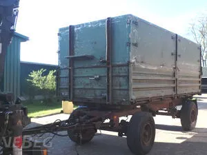 两轴自卸挂车 Kögel AK 18