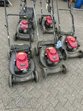 5 台割草机 Honda