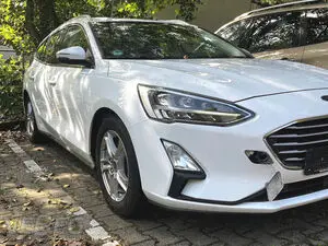 福特 Focus Turnier 1,5 TDCi 轿车