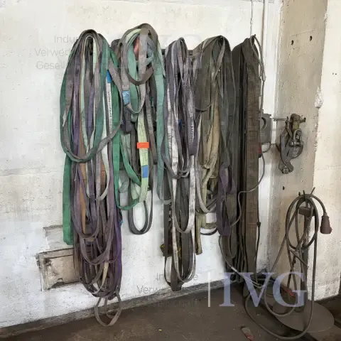 一批重型卸扣