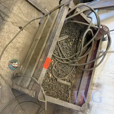 钢制箱
