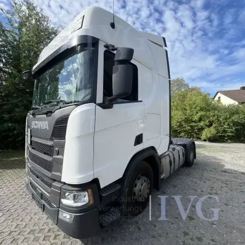 SCANIA R460 4x2 NA 牵引车