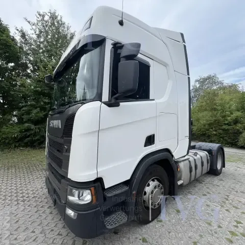 SCANIA R460 4x2 NA 牵引车