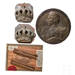 Kaiser Wilhelm II – relief en bronze et deux couronnes rapportées