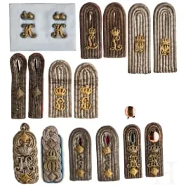 Lot d'épaulettes pour officiers