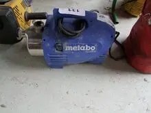 Vesipumppu