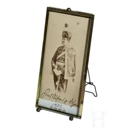 Signiertes Foto eines Offiziers der preußischen Leib-Garde-Husaren 1902
