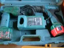 طقم بطاريات Makita