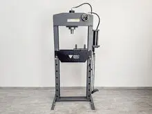 Hydraulinen korjaamopuristin