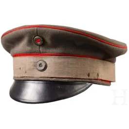 Feldgraue Schirmmütze für Offiziere der preußischen Armee mit Tarnband