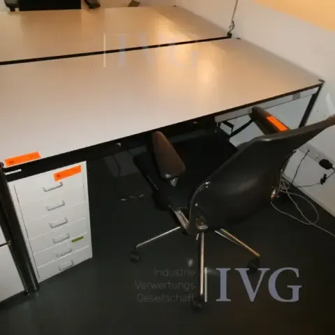 Письмовий стіл USM HALLER