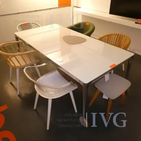 Ruokapöytä MAGIS Big Will