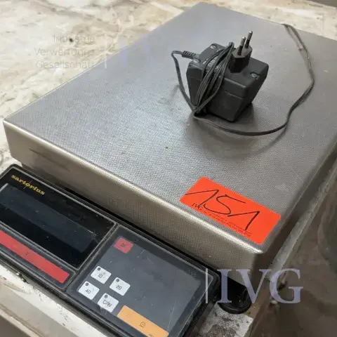 Digitális asztali mérleg SARTORIUS