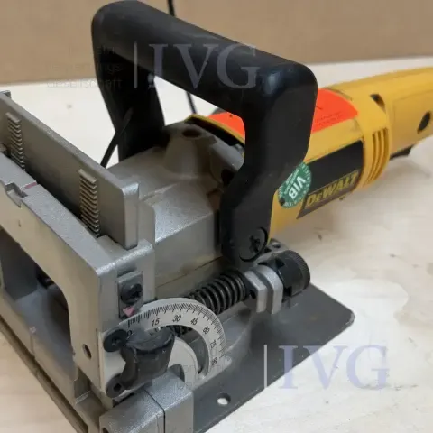 Notfræser DEWALT DW682-QS