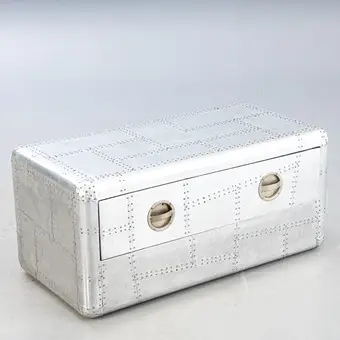 Sohvapöytä / lipasto, alumiinia, 'Aviator Design'.