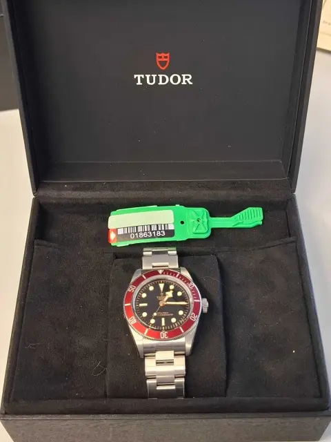 1 herrearmbåndsur Tudor Black Bay