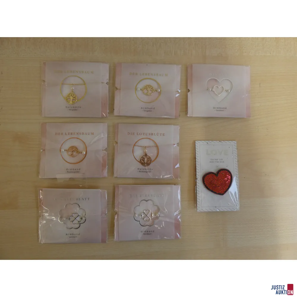 Bigiotteria varia (collane, bracciali ecc.)