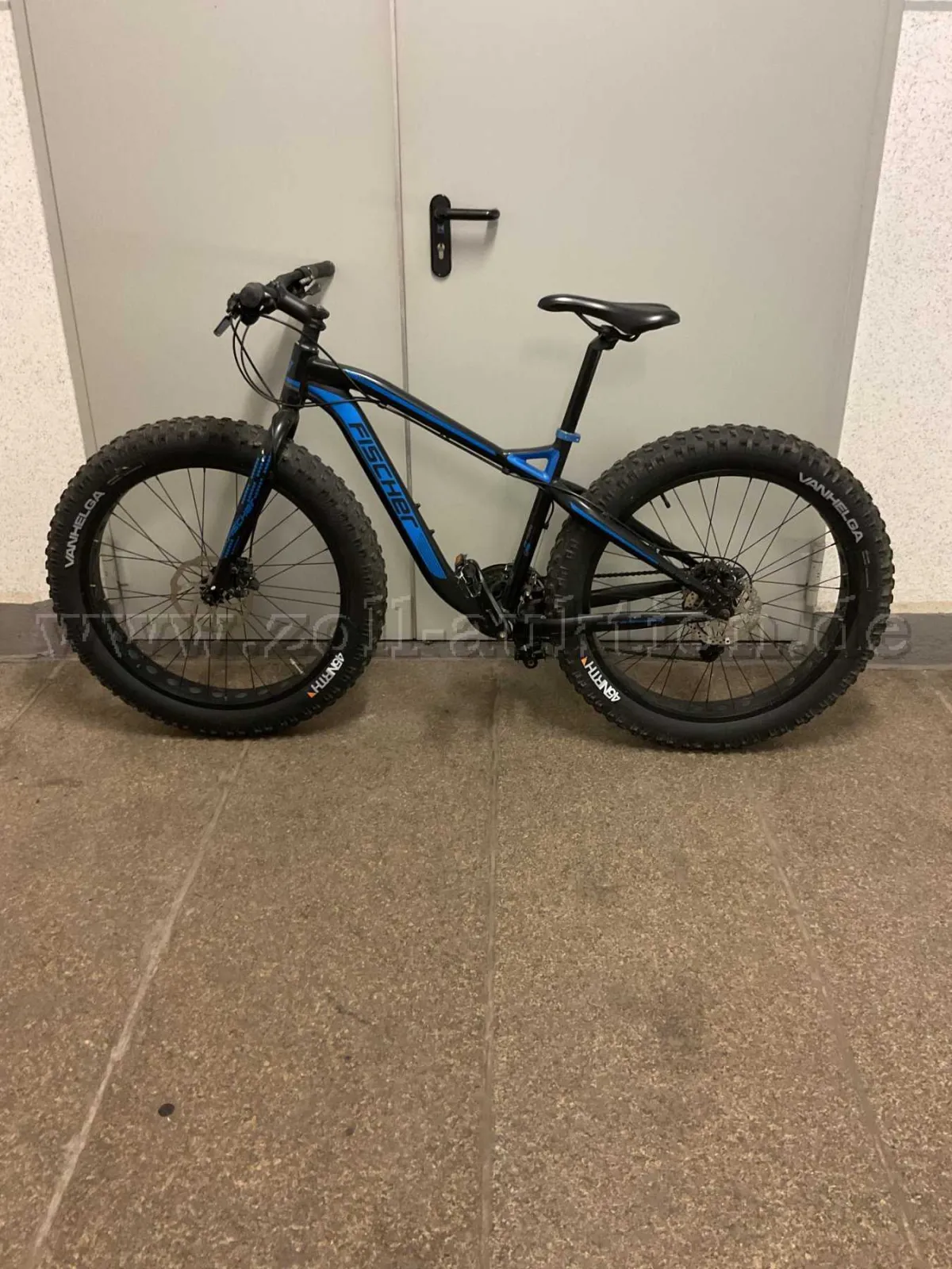 1 adet fatbike Fischer FF1520 Tampa (alüminyum 6061), 26 inç