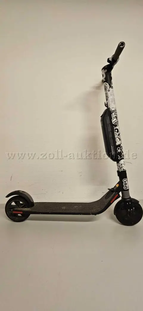 1 ninebot by Segway KickScooter ES1