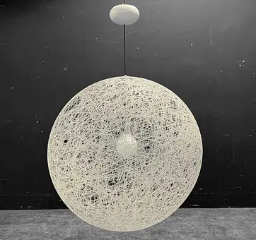 BERTJAN POT. Moooi Random Light pendellampe.