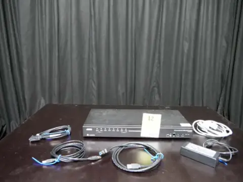 Switch KVM ATEN a 8 porte USB3.0 + HDMI 2.0