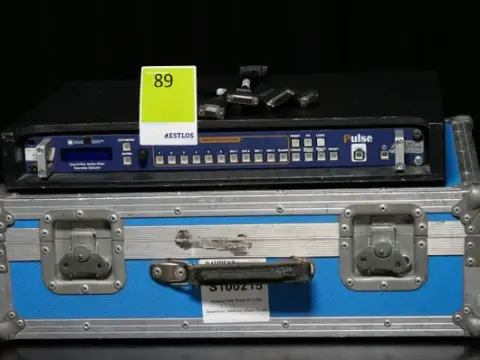 Analog Way Pulse PLS300 kesintisiz mikser, anahtarlayıcı, ölçekleyici