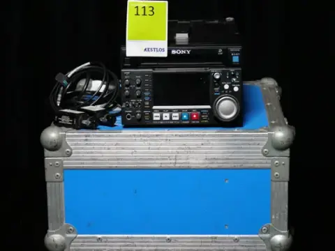 Sony PDW-HD1500 XDCAM HD kayıt cihazı