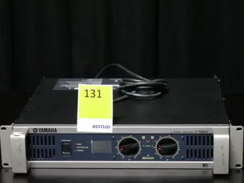 Yamaha P7000S analog güç amplifikatörü