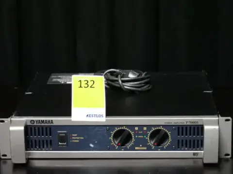 Yamaha P7000S analog güç amplifikatörü
