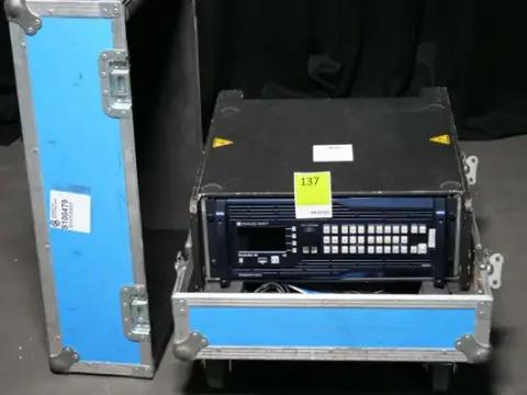 Analog Way Ascender48/4K kesintisiz mikser, anahtarlayıcı, ölçekleyici