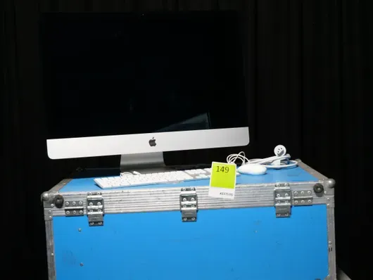 Apple iMac 27" 5K 一体机，Mac OS
