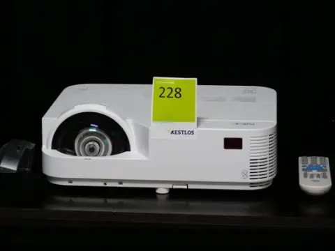 NEC M353WS projeksiyon cihazı