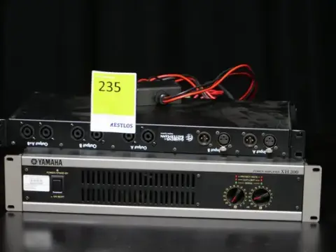 Yamaha XH200 analog amfi, patch panel