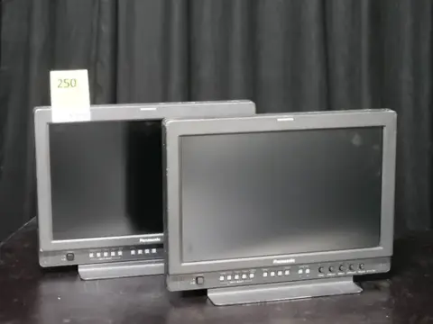 2'li set önizleme monitörü 17" Panasonic BT-LH1700WE