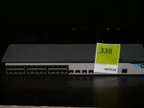 HP 1920-24G JG924A 24 portlu Gigabit switch