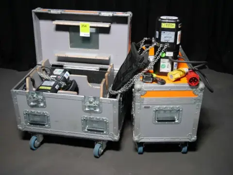 طقم من 4 قطع CM Prostar 250/2 BGV-D8+ رافعة سلسلة بمحرك 250 كغ